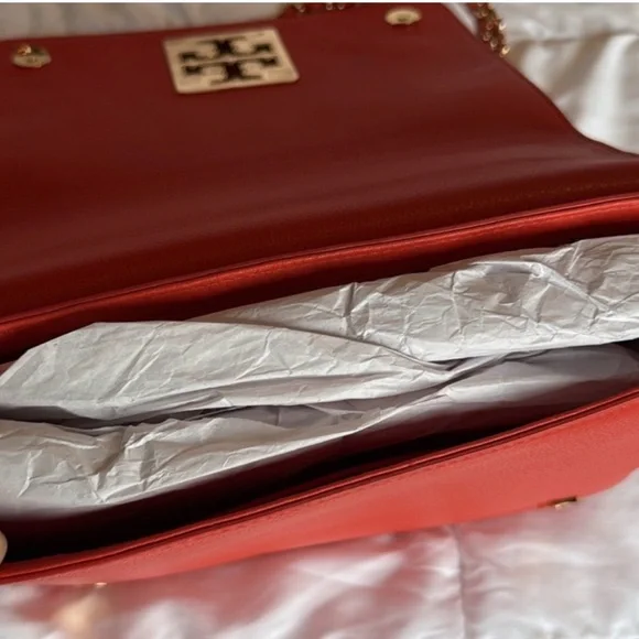 Tory Burch Vibrant Red Chain Shoulder Bag - Picture 2 of 5